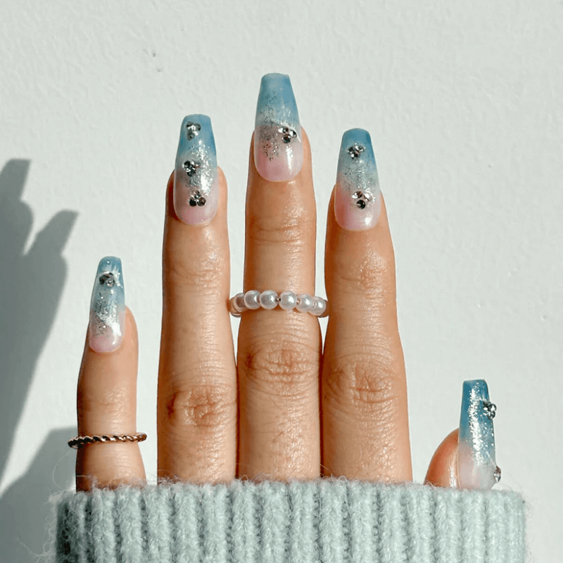 ICY BLUE - Cool Girl Nails, Azure Medium Coffin Fake Nails, Reusable Press on Nails