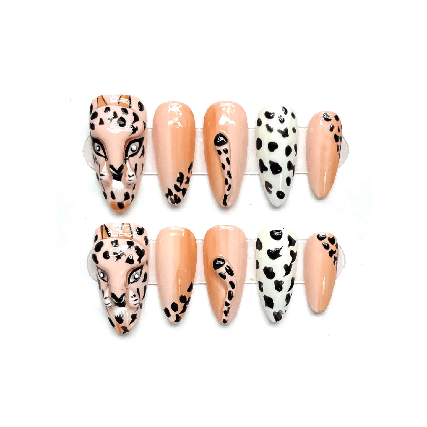 WILD CHEETAH - Medium Almond Press-on Nail - Reinesprit