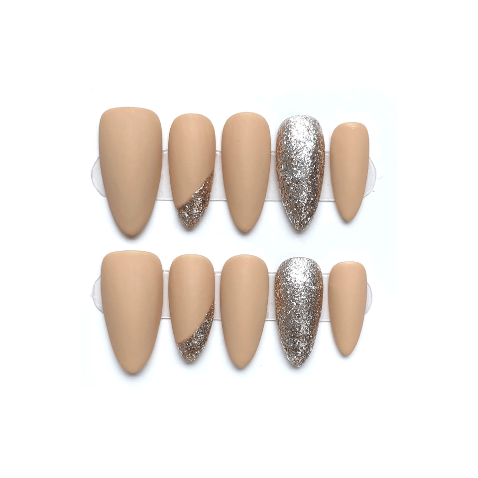 SHINING NUDE - Medium Almond Press-on Nail