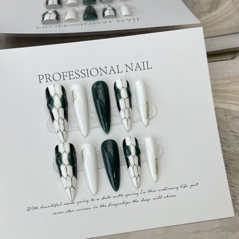 SNAKE LILY - Long Stiletto Press-on Nail